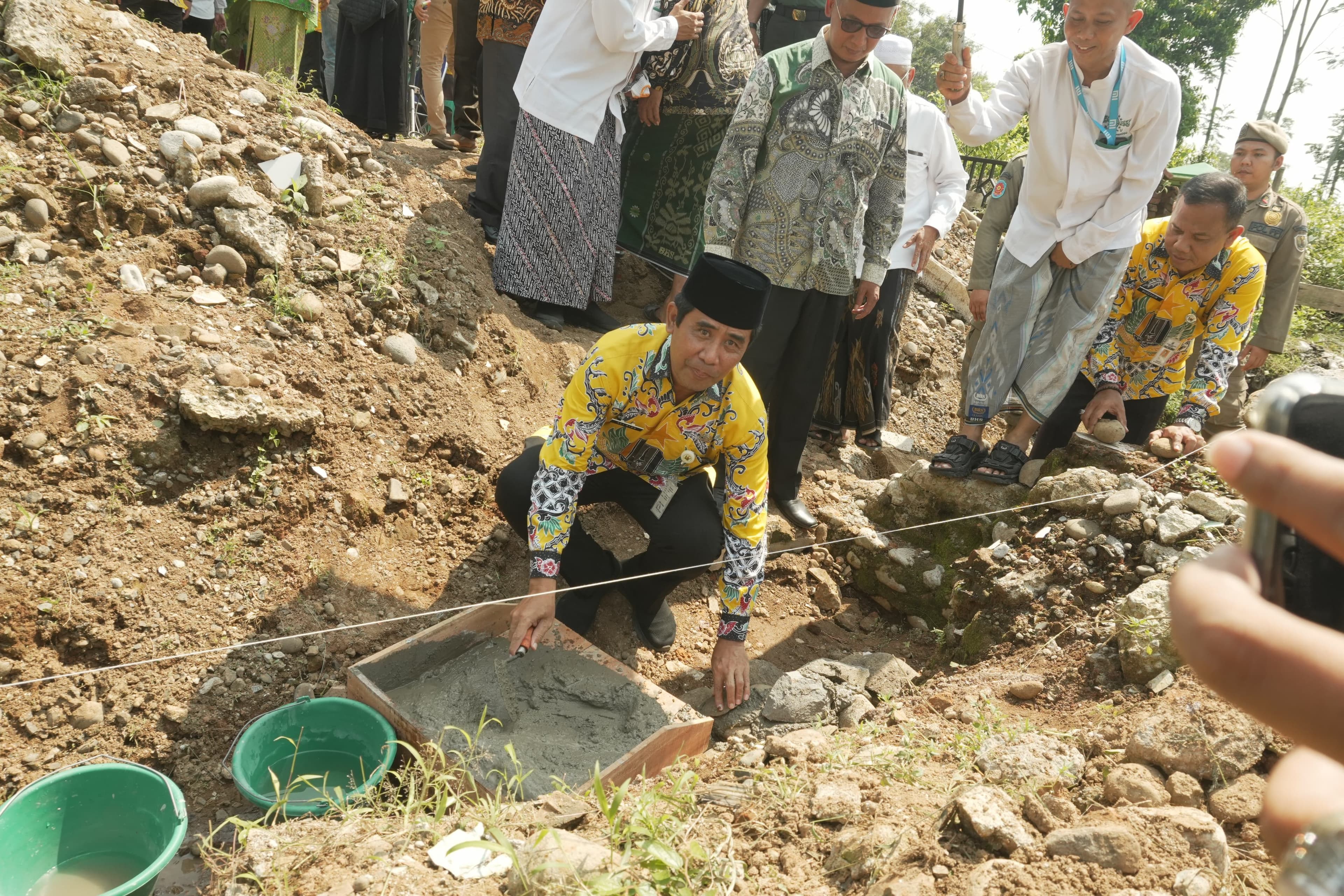 images/2025/berita/05/WhatsApp_Image_2025-05-30_at_130448