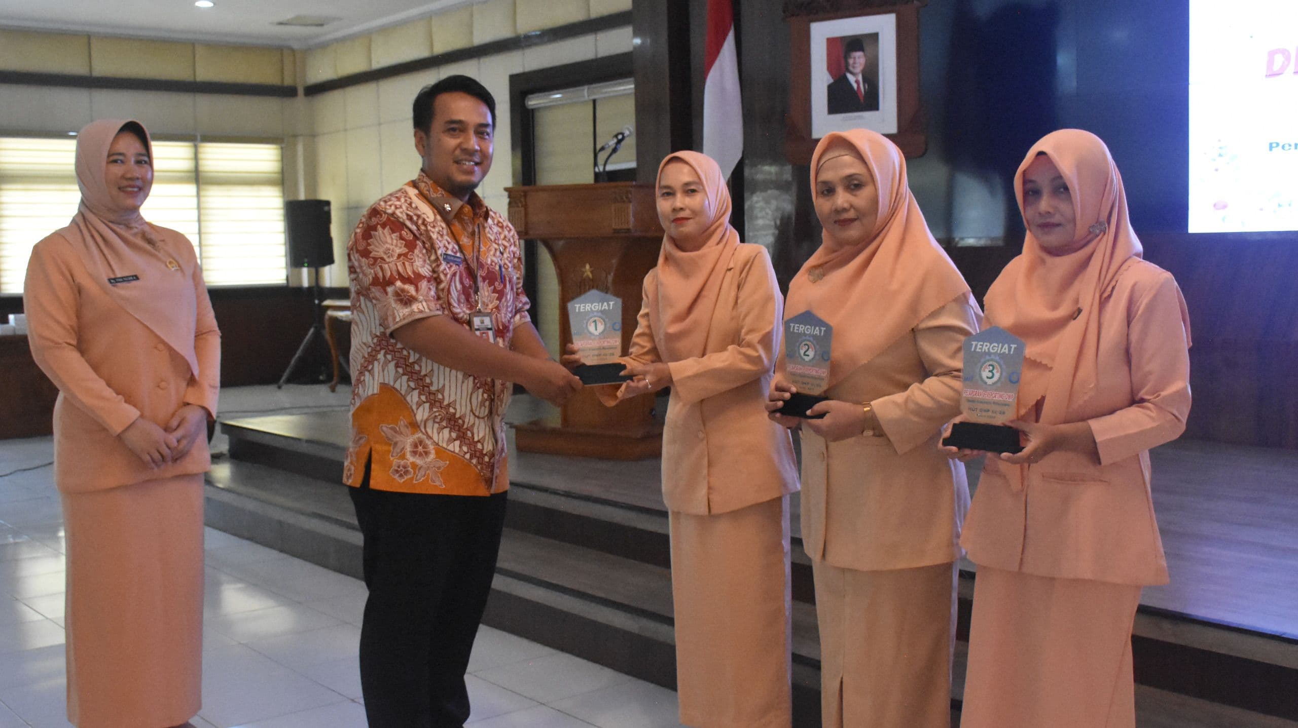 Sekda Pekalongan Dorong Penguatan Kapasitas Dharma Wanita Persatuan