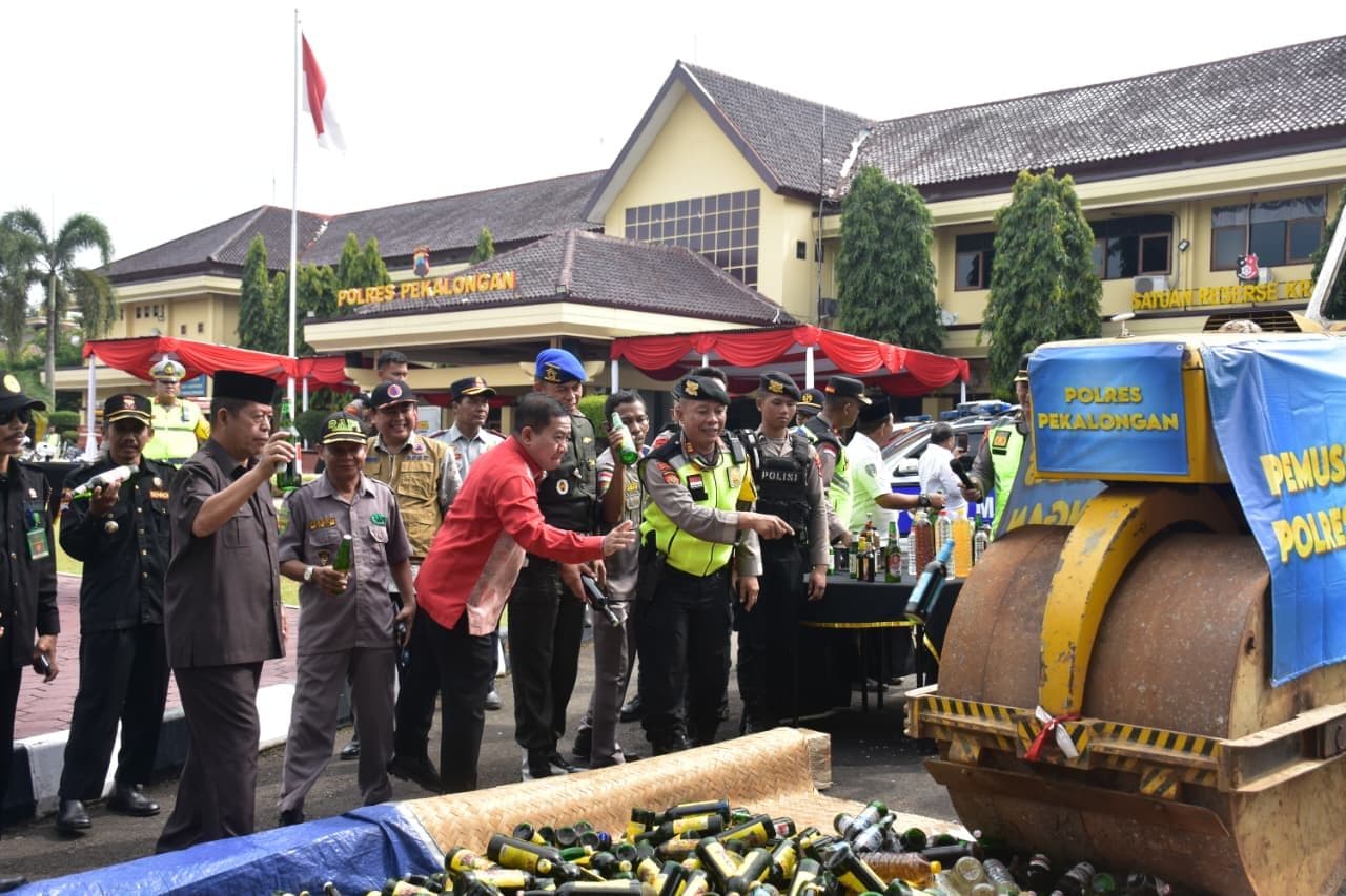 Hadiri Apel Operasi Lilin Candi 2025, Wakil Bupati dan Ketua DPRD Dukung Pengamanan Nataru