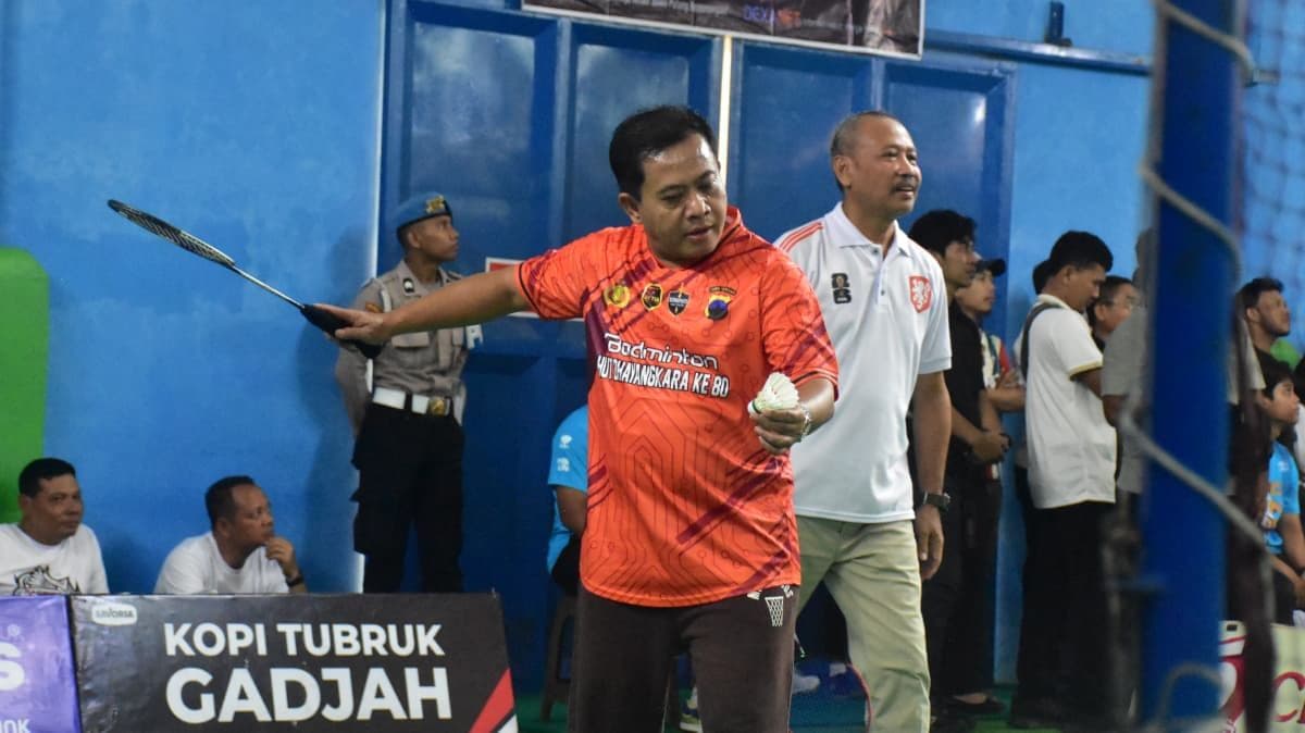 Kejurkab Bulutangkis HUT Bhayangkara ke-80: Plt. Bupati Pekalongan Dorong Pembinaan Atlet Berprestasi