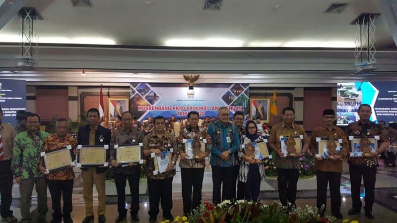 images/2019/berita/04/penghargaan_perencanaan-1